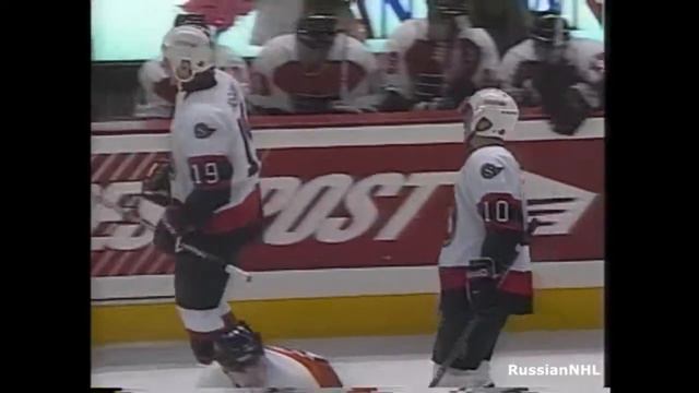 Andreas Dackell scores from Alexei Yashin pass vs Flyers (1997) смотреть онлайн