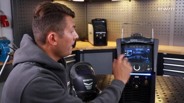 Expert 3.0 - Tetrix XQ 230 Puls / I Migliori Dispositivi Di Comando Per La Migliore Saldatura | EWM