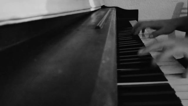 DANCE MONKEY (TONES AND I) - PIANO PERFORMANCE смотреть онлайн