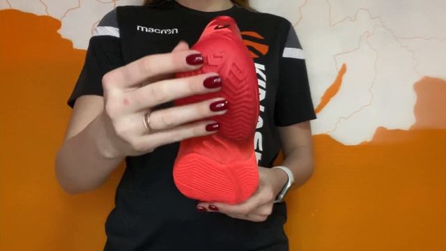 Кроссовки Asics SKY ELITE FF TOKYO (W). Обзор за 30 секунд смотреть онлайн