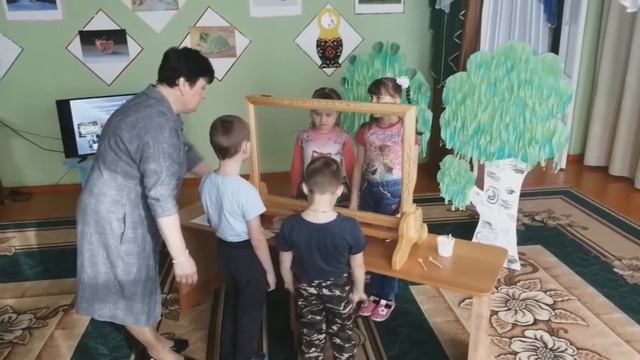 ПРОЗРАЧНЫЙ МОЛЬБЕРТ