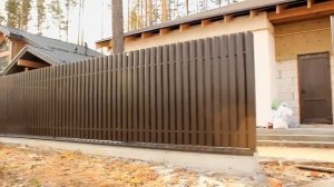 Обзор забора евроштакетник шоколад шахматка Екатеринбург
