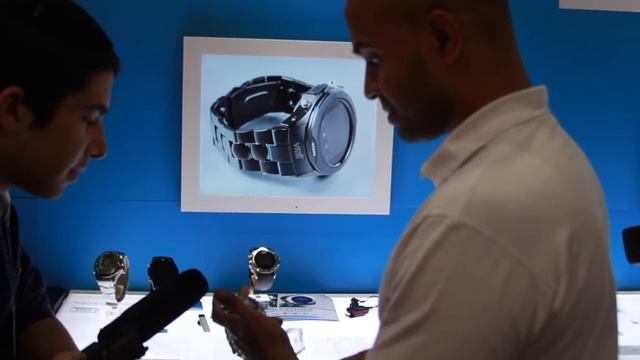 Vivifi ECLIPSE Watch Mobile Phone | Interview смотреть онлайн