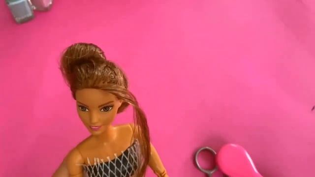 Barbie Doll Makeover Transformation ~ DIY Miniature Ideas For Barbie ~ Wig, Dress, Faceup, And More