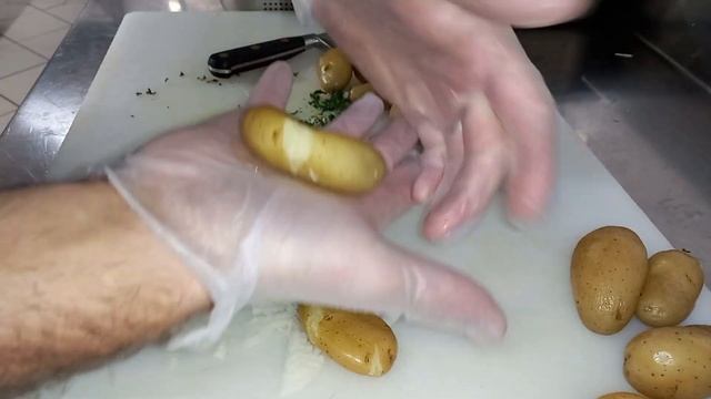 Les Pommes de Terre Papas : Une Recette Indémodable et Délicieuse смотреть онлайн