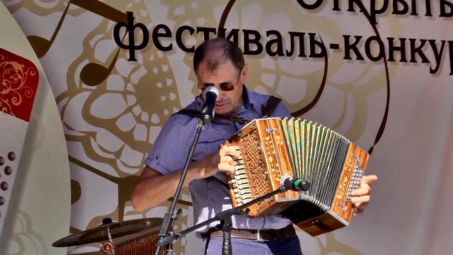 "Голубая ночь". Исполняет Сергей Бакланов. смотреть онлайн