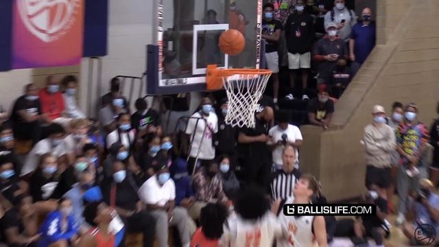 Bronny James & Emoni Bates GO AT IT w/ LeBron Watching!! Most HYPED Game of EYBL смотреть онлайн