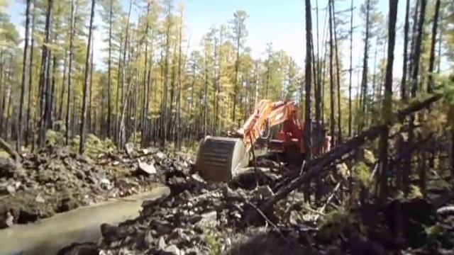 Сбрасываем воду из канавы (06.09.12).AVI