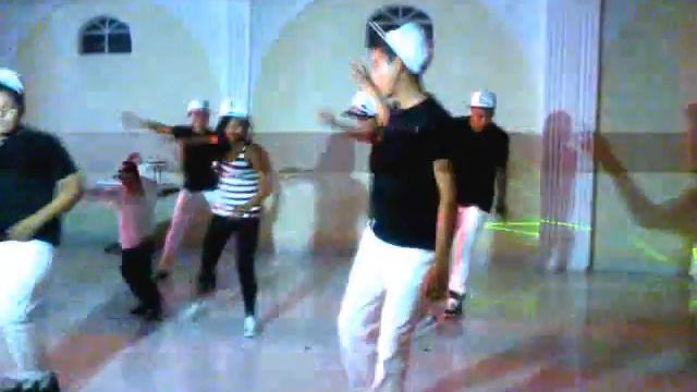 baile moderno de yara yamilet xv años смотреть онлайн