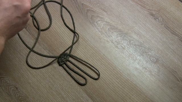 Праща, паракорд \ How to make paracord sling смотреть онлайн