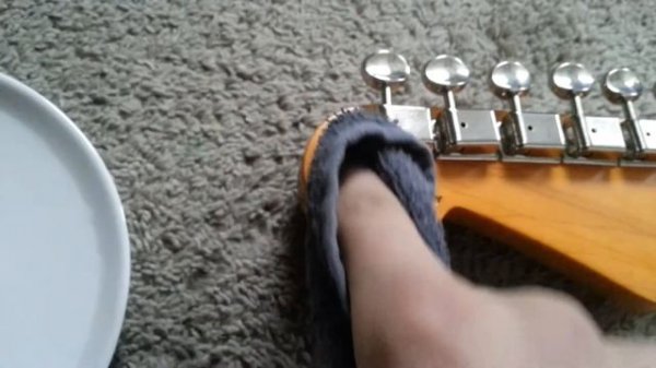 How to apply a Fender waterslide decal on a guitar