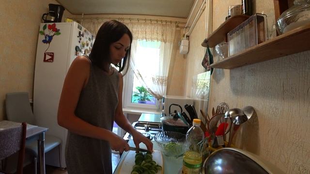 Готовлю обед, быстрый способ приготовления картошки в микроволновке. смотреть онлайн