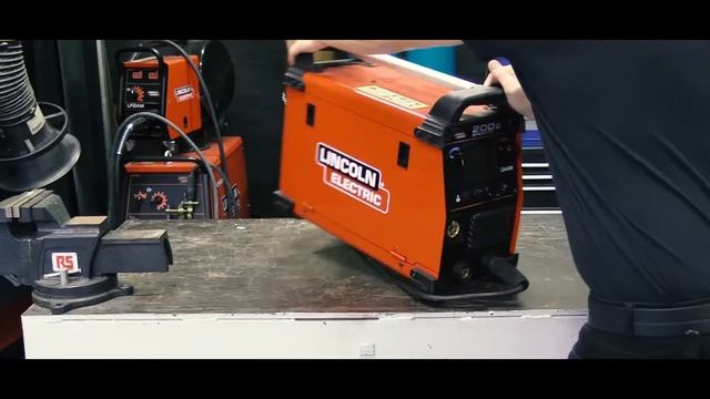 Lincoln 1MP Speedtec 200c Multi-Process Welding Machine смотреть онлайн