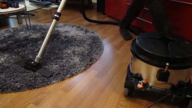 Electrolux(Elux) UZ930 Professional Vacuum Cleaner 1987-1990