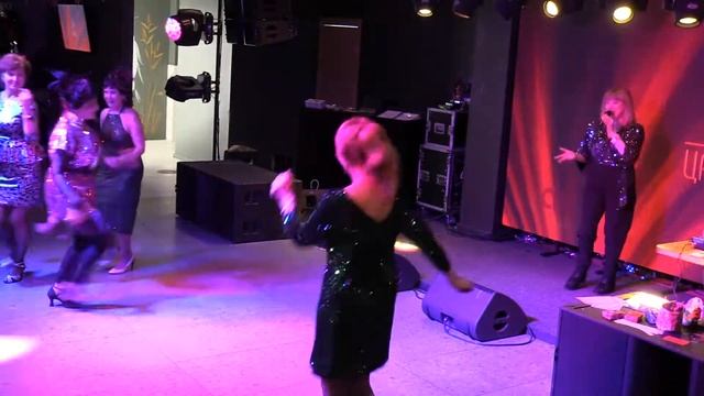 Елена Маслова -Жизнь Ва-Банк- Вечеринка 80-х. Шоу-ресторан Цапля. 31.01.21 смотреть онлайн