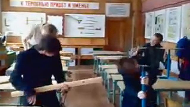Рок на уроке трудов... смотреть онлайн