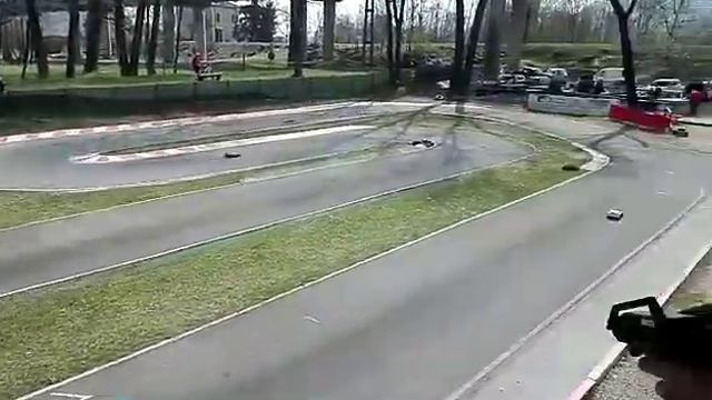 RC 1/8 GT Brushless смотреть онлайн