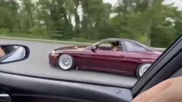 1jz Toyota Soarer vs Dodge Scatpack смотреть онлайн