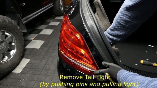 How to Replace Tail Light in Mercedes-Benz C300 W205 W206 and E300 W213 - in 5 Minutes смотреть онлайн