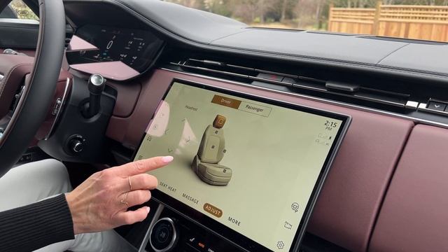 2023 Land Rover Range Rover P440e PHEV SE gets 80KM in Pure Electric Range! смотреть онлайн