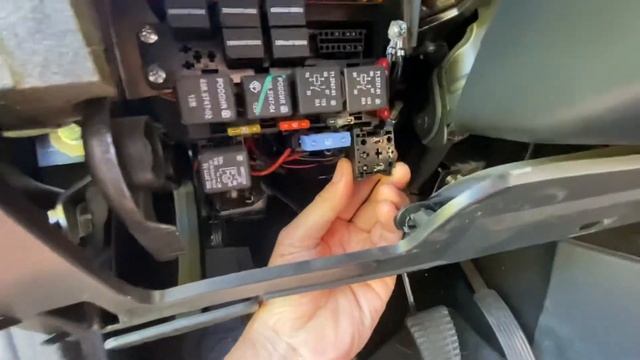 УАЗ патриот кнопки панели смотреть онлайн