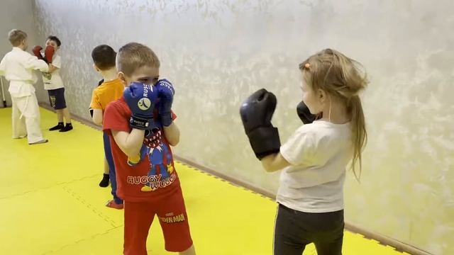 Клуб Единоборств "Юный воин" смотреть онлайн