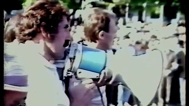 Демонтаж пам'ятника Леніну у Червонограді смотреть онлайн