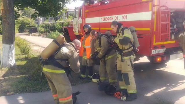 Пожарно-тактические учения в п. Воскресенское. Саратовская область смотреть онлайн