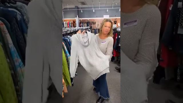 SWEATERS in Sizes XS-5X смотреть онлайн