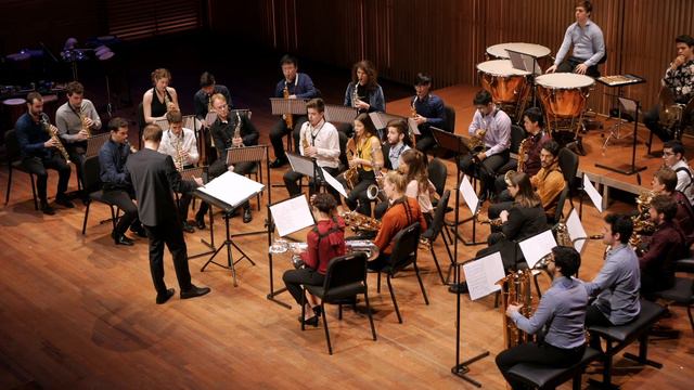 A.Dvořák: Symphony No. 9 "From the New World" / Lars Mlekusch - CVA Saxophone Ensemble смотреть онлайн