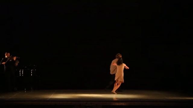 Alba Nadal and Tobias Pretorious in Unravel by Kristian Lever смотреть онлайн