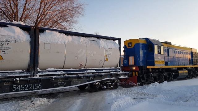 Тепловоз ТЭМ18-062.Неспеша на станцию. смотреть онлайн