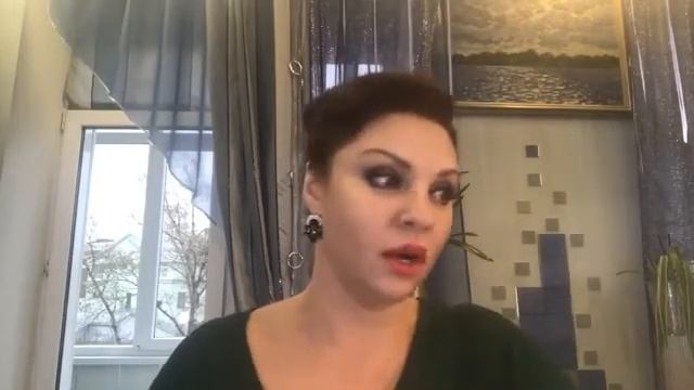 Подруга заигрывает с моим любимым смотреть онлайн