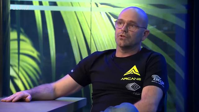 Michiel Becx and Team Tackle the Dakar Rally with a Unique Dutch Product! смотреть онлайн