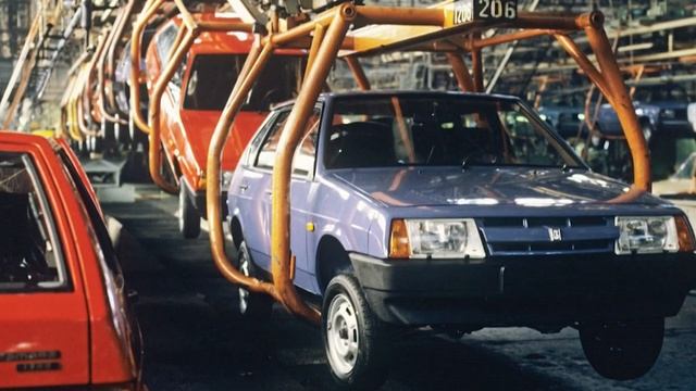 Почему завод "ИЖ" в СССР не выпустил полноприводный пикап «Охотник»? смотреть онлайн