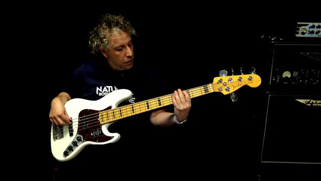 Fender Jazz Bass V Ultra Demo смотреть онлайн