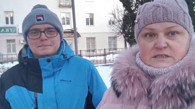 Мед карту потеряли в поликлинике, и врач нас не принимает без неë. Разве так можно? смотреть онлайн