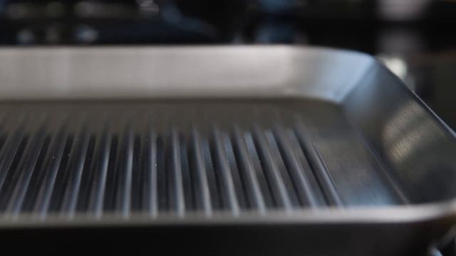 СКОВОРОДА-ГРИЛЬ КВАДРАТНАЯ 24Х24 СМ ZWILLING PLUS смотреть онлайн