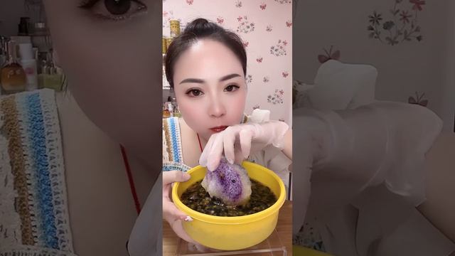 Shaved Ice Eating Passion Fruit