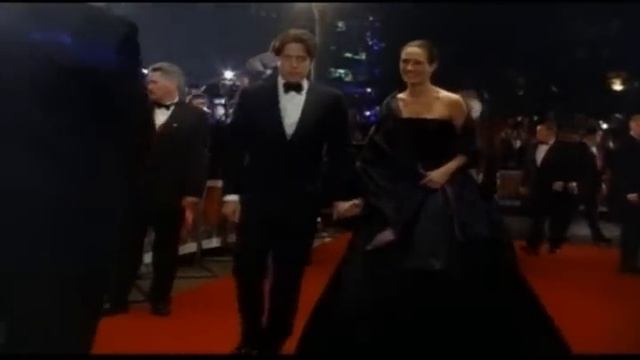 Elvis Costello 'She' смотреть онлайн