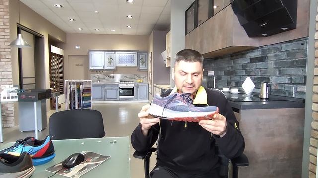 Техника бега. Обзор кроссовок. смотреть онлайн