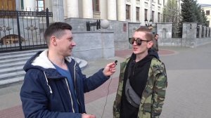 Задаем школьные вопросы жителям города [3] / ? проверка знаний, опрос на улице