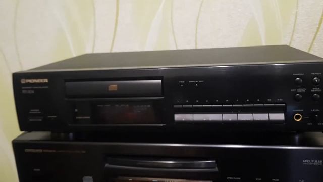 Pioneer PD-204 CD Player смотреть онлайн
