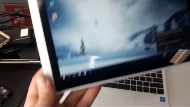 HP PAVILION X2 ? Jak urwać ekran? ? смотреть онлайн