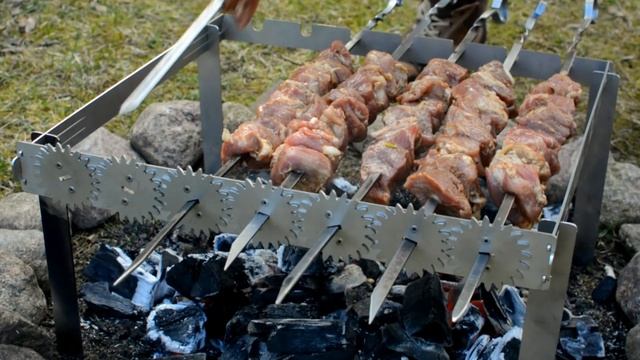 Revolver BBQ: Perfect Roasting Solution смотреть онлайн