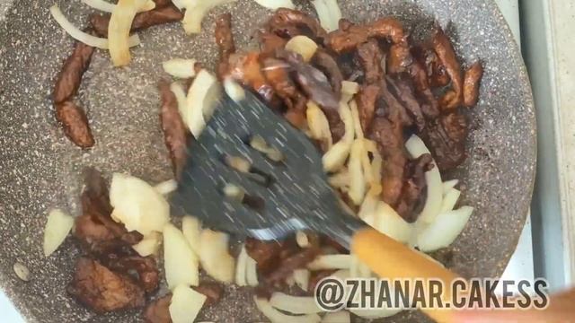 Нағыз Ресторандағы МЯСО ПО-ТАЙСКИ тағамы. Гарнирге шашыраңқы күріш. Оңай кешкі ас. Казакша рецепт. смотреть онлайн