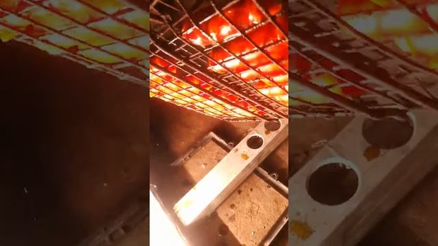 Жарим сосиски на электрическом прожекторе 1000 смотреть онлайн