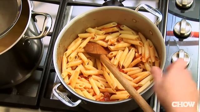You're Doing It All Wrong - How To Sauce Pasta