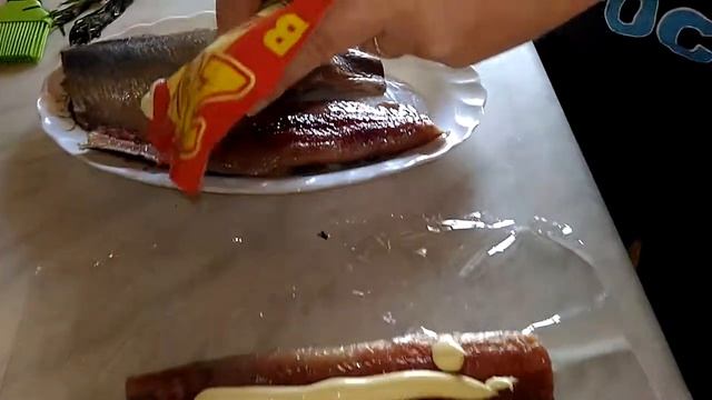 Совершенно необычная селедка с тархуном (эстрагоном) смотреть онлайн