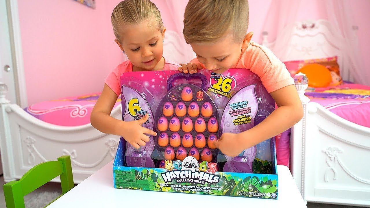 Рома и Диана открывют маленькие игрушки Хетчималс / Hatchimals Surprise Eggs